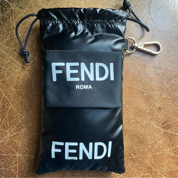 Fendi Black Logo Pouch - Picture 9 of 12